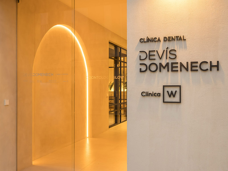Clínica Dental Devís Domenech